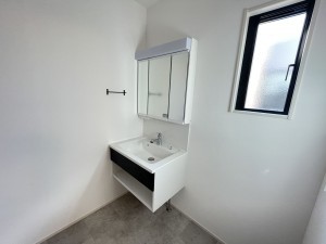 福井市上野本町、新築一戸建ての洗面画像です