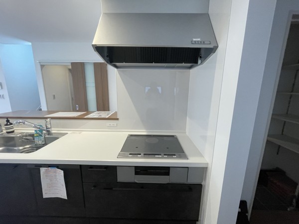 福井市上野本町、新築一戸建てのキッチン画像です