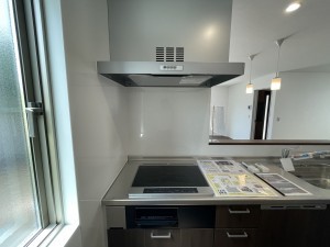 福井市舟橋黒竜、中古一戸建てのキッチン画像です