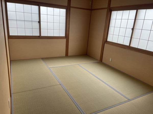 福井市灯明寺、中古一戸建ての寝室画像です