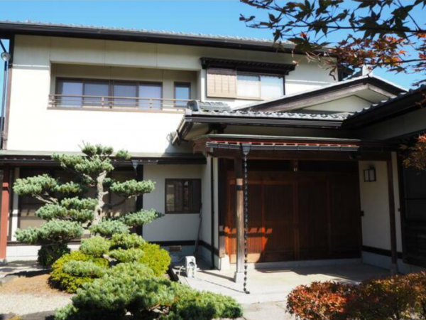 福井市和田中、中古一戸建ての外観画像です