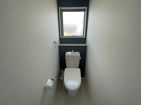 坂井市春江町中筋三ツ屋、中古一戸建てのトイレ画像です