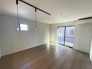坂井市春江町中筋、新築一戸建ての画像です