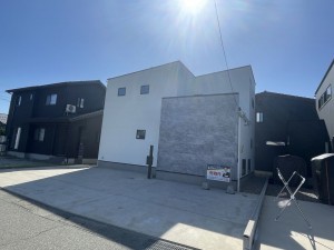 坂井市春江町中筋、新築一戸建ての外観画像です