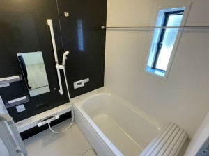 福井市八重巻中町、新築一戸建ての風呂画像です