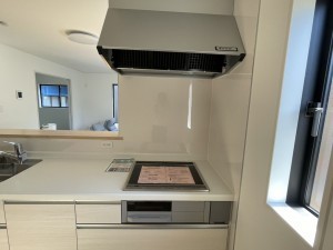 福井市八重巻中町、新築一戸建てのキッチン画像です