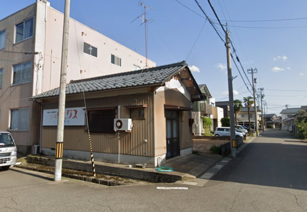 福井市高木、土地の前面道路を含む現地写真画像です