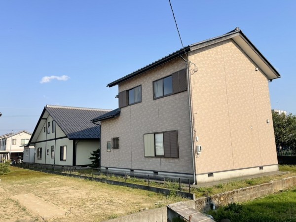 坂井市春江町境、中古一戸建ての外観画像です
