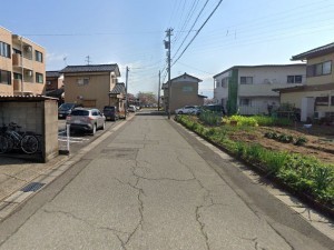 福井市三郎丸、土地の前面道路を含む現地写真画像です