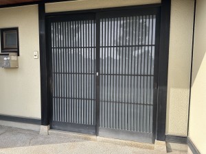 坂井市春江町境、中古一戸建ての玄関画像です