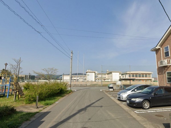 福井市灯明寺、土地の前面道路を含む現地写真画像です