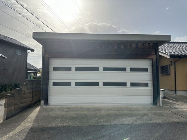 福井市白方町、中古一戸建ての駐車場画像です