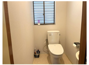 福井市灯明寺町、中古一戸建てのトイレ画像です