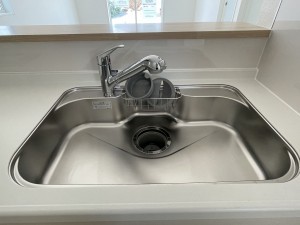 坂井市春江町江留上、新築一戸建てのキッチン画像です