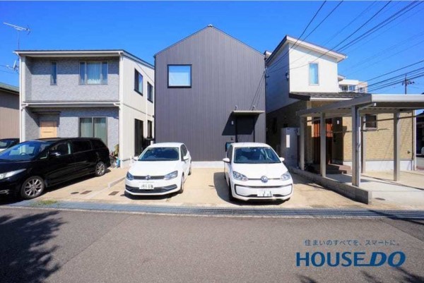 福井市開発、中古一戸建ての外観画像です