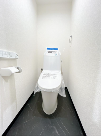 福井市松本、マンションのトイレ画像です