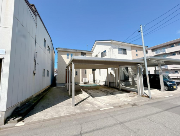 福井市加茂河原、中古一戸建ての外観画像です