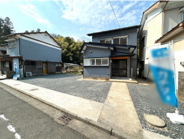 福井市足羽、中古一戸建ての外観画像です