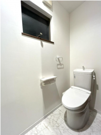 福井市運動公園、中古一戸建てのトイレ画像です