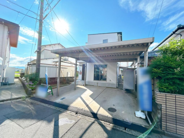 福井市運動公園、中古一戸建ての外観画像です
