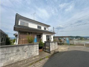 福井市若栄町、中古一戸建ての外観画像です