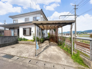 福井市若栄町、中古一戸建ての外観画像です