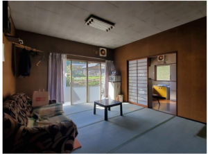 福井市鹿俣町、中古一戸建ての居間画像です