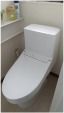 福井市江尻ケ丘町、中古一戸建てのトイレ画像です