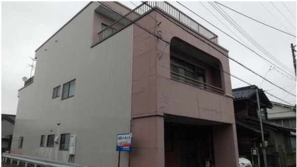 福井市手寄、中古一戸建ての外観画像です