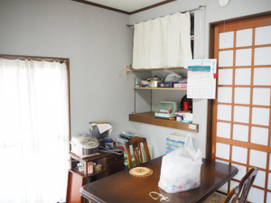 福井市鮎川町、中古一戸建ての居間画像です