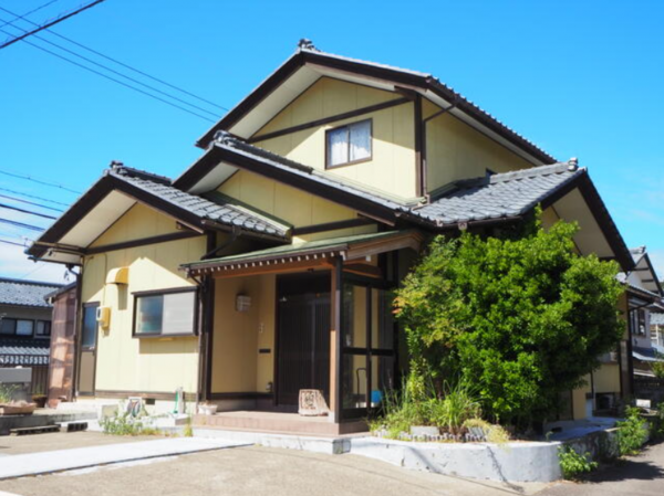 福井市鮎川町、中古一戸建ての外観画像です