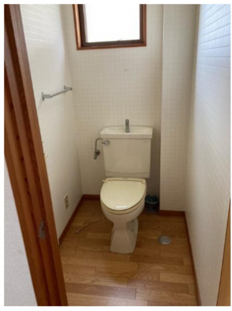 福井市花月、中古一戸建てのトイレ画像です