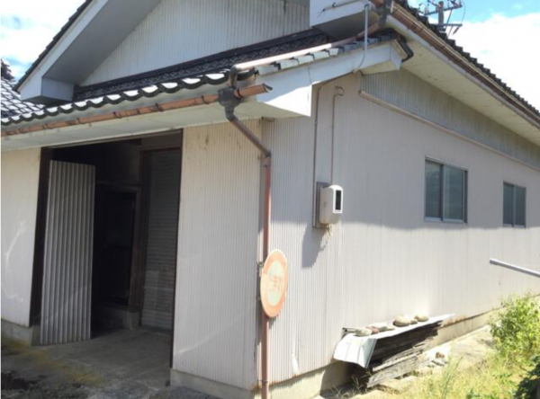 坂井市丸岡町野中山王、中古一戸建ての外観画像です