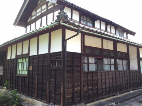 坂井市丸岡町野中山王、中古一戸建ての外観画像です
