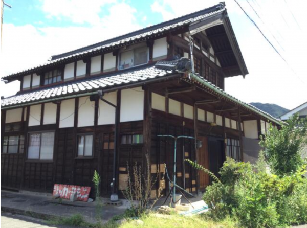 坂井市丸岡町野中山王、中古一戸建ての外観画像です