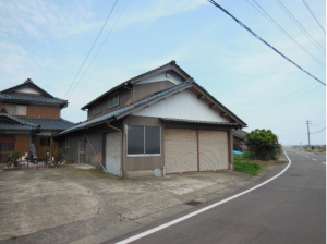 坂井市坂井町東荒井、中古一戸建ての外観画像です