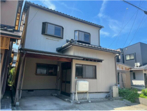 福井市文京、中古一戸建ての外観画像です