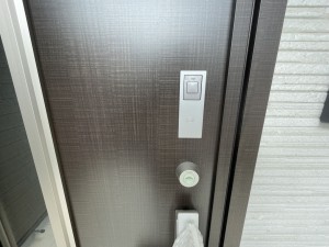 福井市桃園、新築一戸建ての玄関画像です