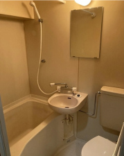 福井市四ツ井、マンションのトイレ画像です