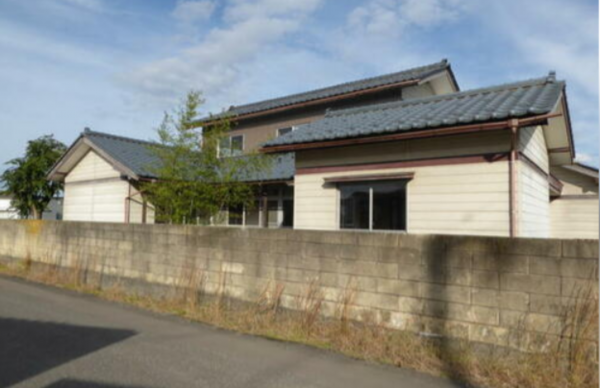 坂井市丸岡町舟寄、中古一戸建ての外観画像です