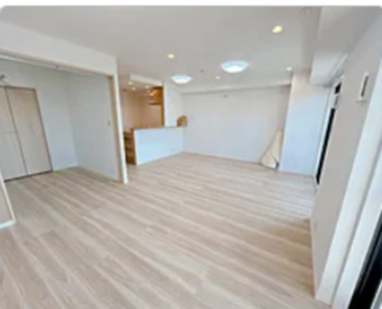 福井市西方、マンションの内装画像です
