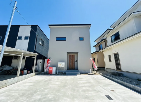福井市光陽、新築一戸建ての外観画像です