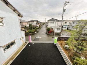 坂井市丸岡町城北、新築一戸建ての駐車場画像です