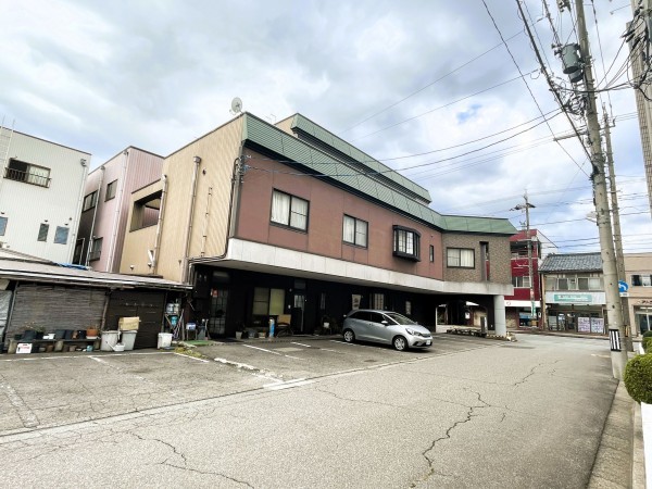 福井市大宮、中古一戸建ての外観画像です