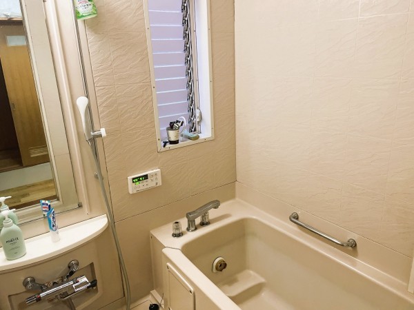 福井市大宮、中古一戸建ての風呂画像です