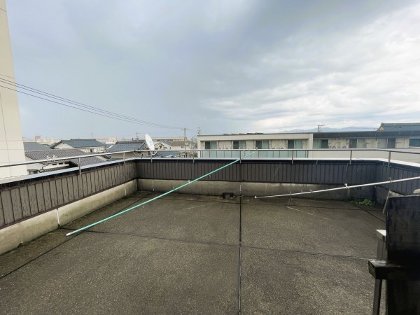 福井市大宮、中古一戸建てのバルコニー画像です