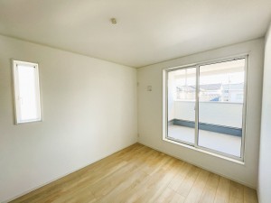 鯖江市神中町、新築一戸建ての子ども部屋画像です