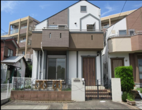 横浜市青葉区美しが丘西、中古一戸建ての外観画像です