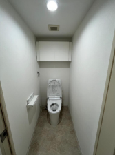 横浜市青葉区新石川、マンションのトイレ画像です