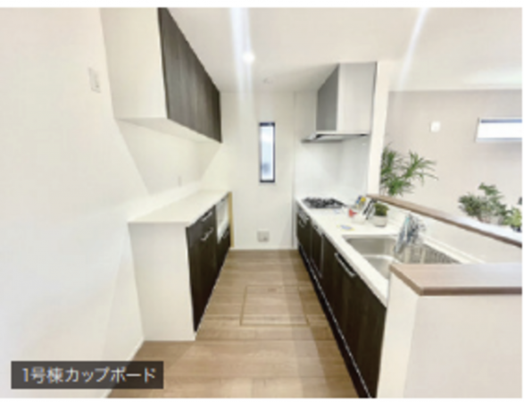 横浜市青葉区奈良町、新築一戸建てのキッチン画像です